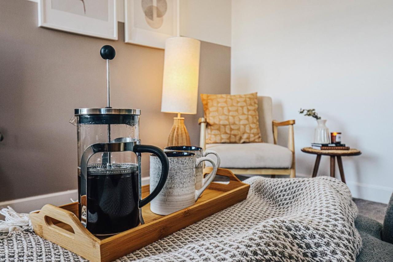 Principality View Apartment Two, By Solace Stays Cardiff Eksteriør billede
