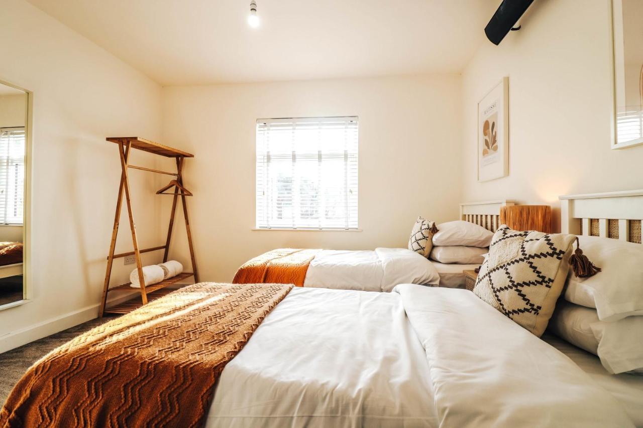 Principality View Apartment Two, By Solace Stays Cardiff Eksteriør billede