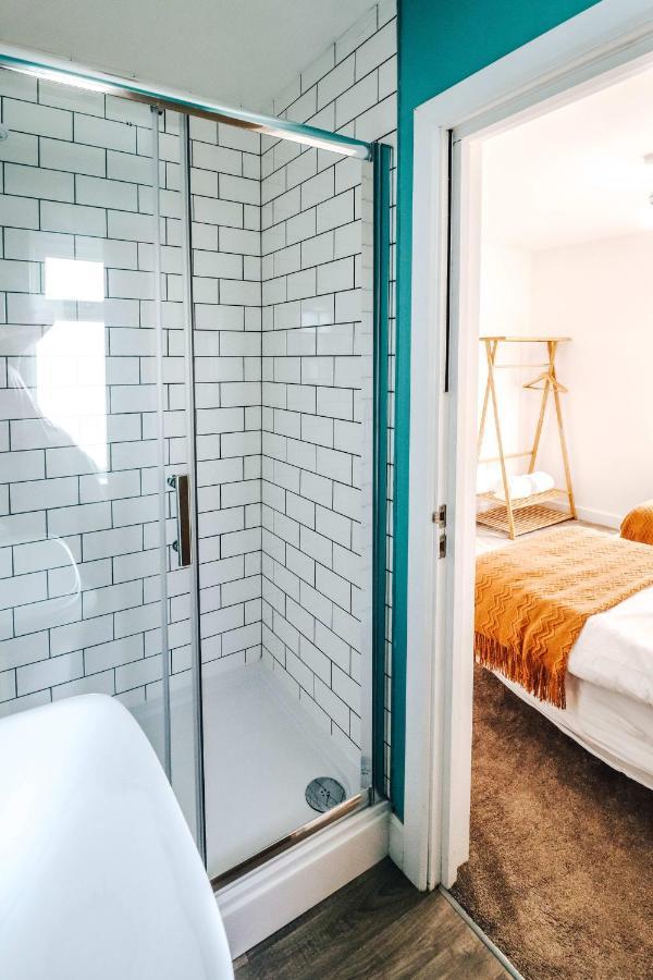 Principality View Apartment Two, By Solace Stays Cardiff Eksteriør billede